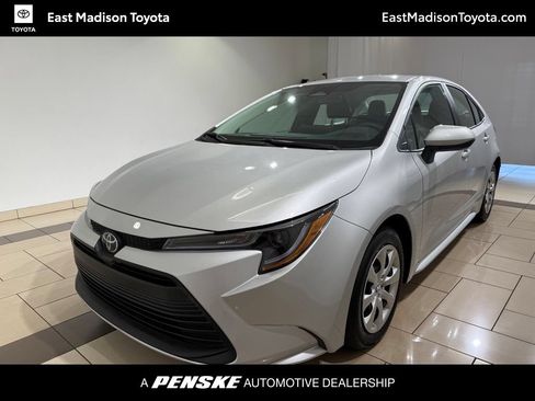 Certified 2026 Toyota Corolla LE FWD image 1