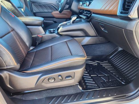 Certified 2026 GMC Canyon AT4 w/ Technology Plus Package image 17