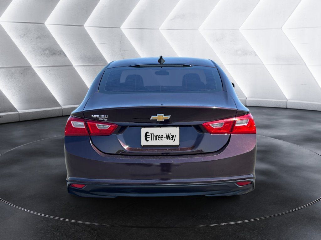 Certified 2020 Chevrolet Malibu LS FWD image 4