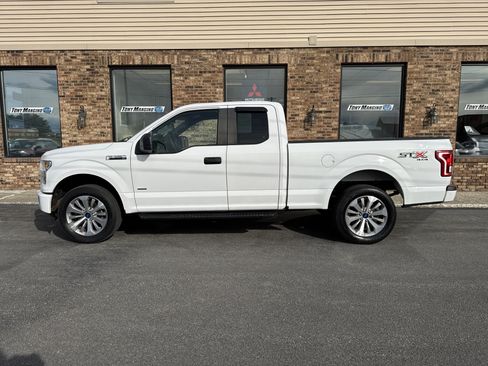 Used 2017 Ford F150 XL w/ Equipment Group 101A Mid AWD/4WD image 2
