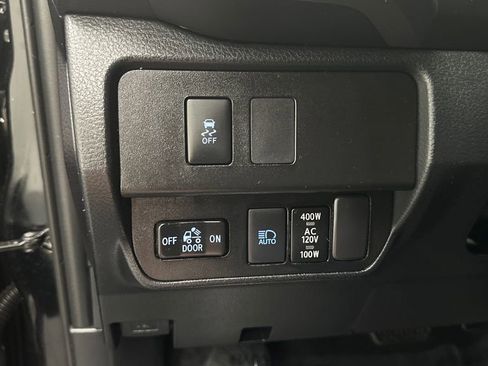 Certified 2020 Toyota Tacoma TRD Off-Road w/ Technology Package AWD/4WD image 20