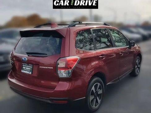Used 2018 Subaru Forester 2.5i Premium image 6
