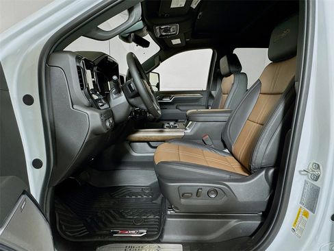 New 2026 Chevrolet Silverado 3500 High Country w/ Technology Package image 12