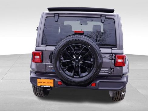 Certified 2025 Jeep Wrangler Unlimited Sahara w/ Safety Group image 7