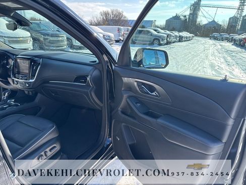 Used 2023 Chevrolet Traverse Premier image 26