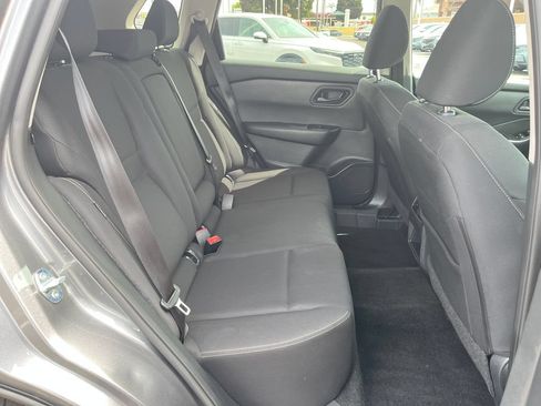 Used 2024 Nissan Rogue S AWD/4WD image 38