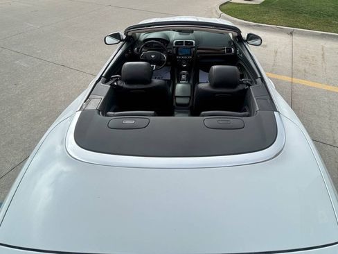 Used 2015 Jaguar XK Convertible image 37