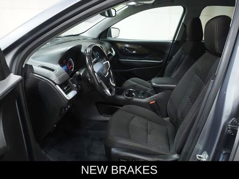 Used 2020 GMC Terrain SLE w/ Driver Convenience Package image 2