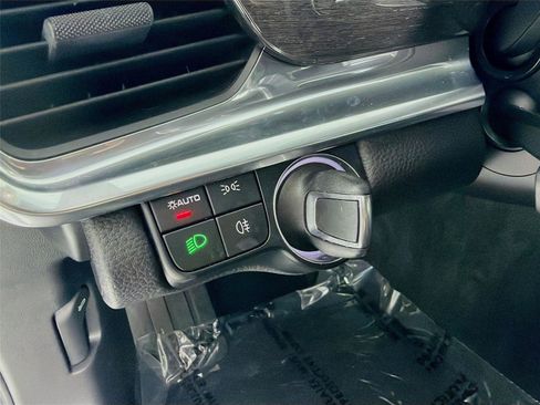 Used 2022 Porsche Panamera Platinum Edition image 11