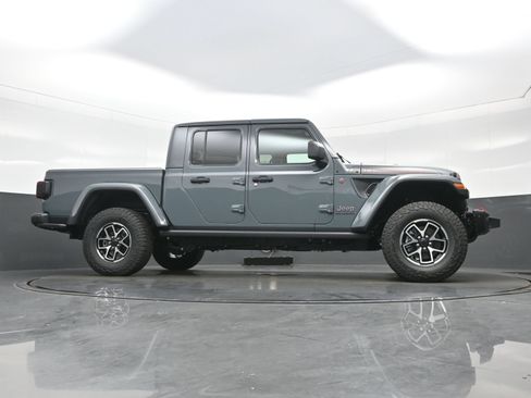 New 2026 Jeep Gladiator Rubicon AWD/4WD image 19