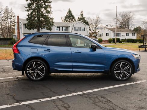 Used 2020 Volvo XC60 T6 R-Design image 9