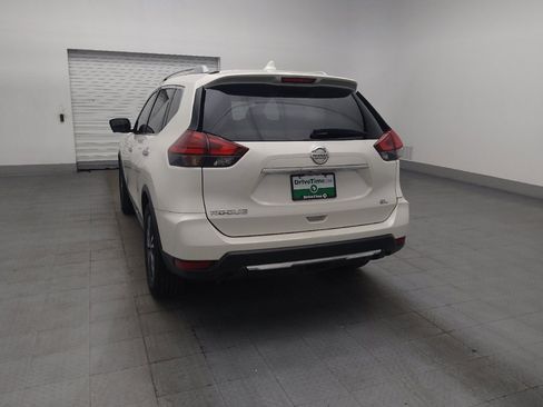 Used 2017 Nissan Rogue SL w/ SL Premium Package FWD image 6