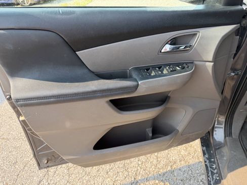 Used 2015 Honda Odyssey EX-L image 13
