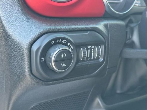 Used 2022 Jeep Gladiator Rubicon w/ LED Lighting Group image 21