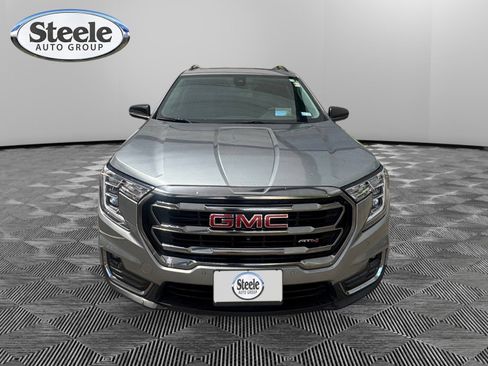 Used 2024 GMC Terrain AT4 w/ Tech Package AWD/4WD image 8