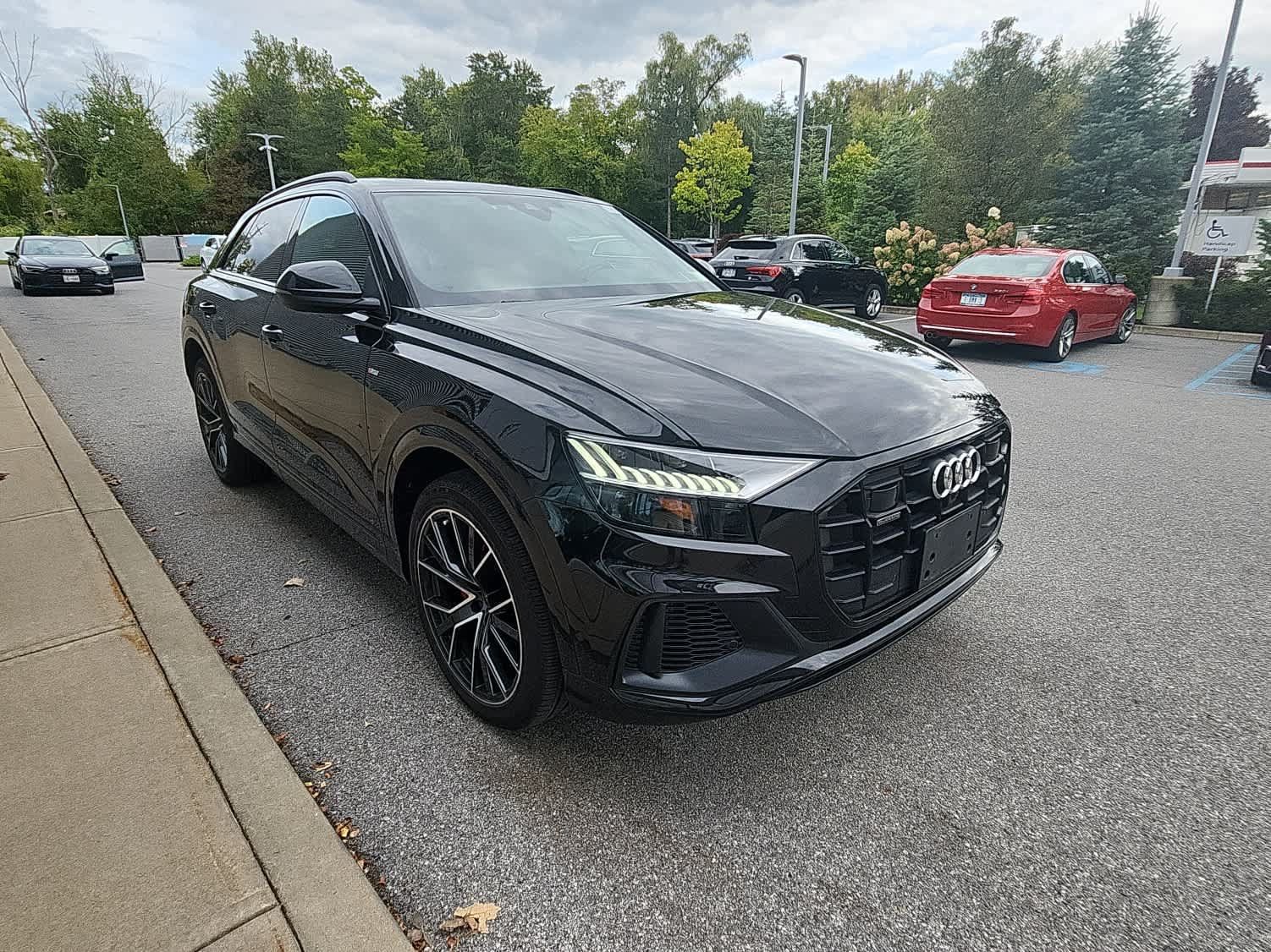 Used 2023 Audi Q8 Premium Plus AWD/4WD image 18