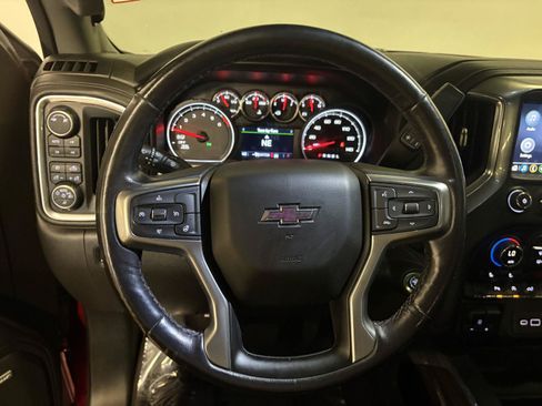Used 2019 Chevrolet Silverado 1500 LT Trail Boss AWD/4WD image 22