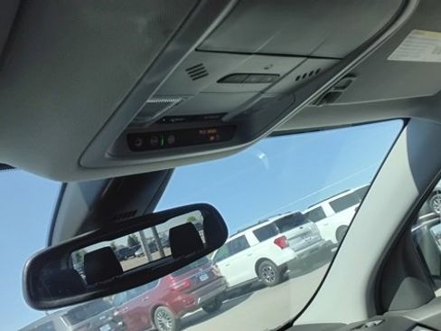 Used 2023 GMC Acadia SLT image 45