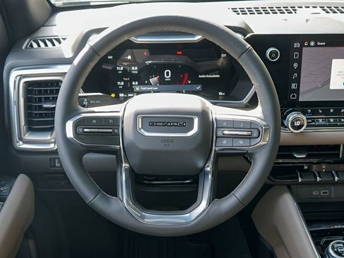 New 2026 GMC Canyon Denali AWD/4WD image 23