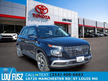 Used 2025 Hyundai Venue SEL