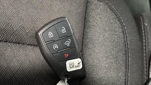 Used 2023 Chevrolet Silverado 1500 LT AWD/4WD image 20