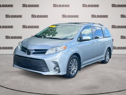 Used 2020 Toyota Sienna XLE w/ Carpet Mat Package