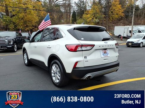 Certified 2022 Ford Escape SE w/ Convenience Package AWD/4WD image 5