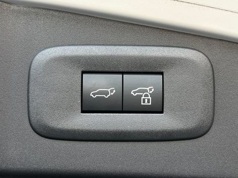 Used 2025 Lexus RZ 300e FWD image 22