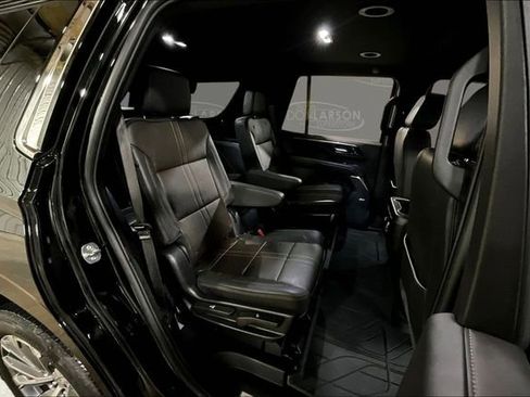 Used 2025 Chevrolet Tahoe High Country image 16