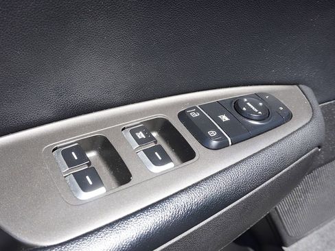 Used 2019 Kia Optima LX FWD image 32