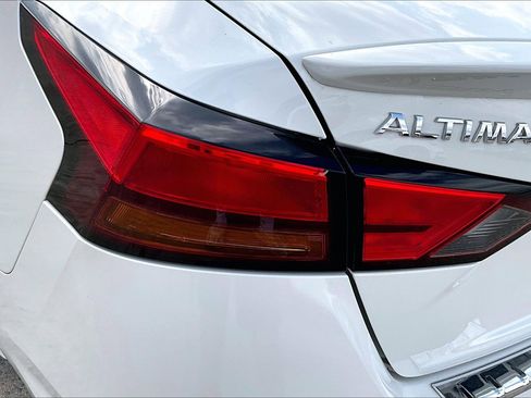 Used 2022 Nissan Altima 2.5 SL image 28