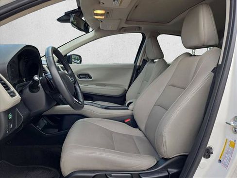 Used 2022 Honda HR-V EX-L image 13