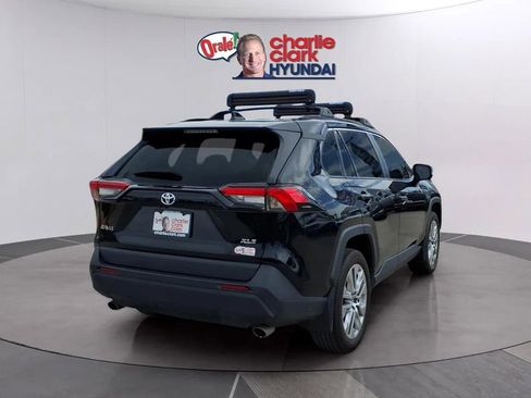 Used 2024 Toyota RAV4 XLE Premium FWD image 5