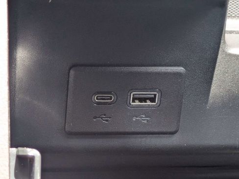 Used 2024 GMC Sierra 1500 Denali w/ Technology Package image 26