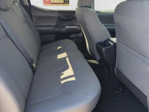 Used 2017 Toyota Tacoma SR5 w/ SR5 Appearance Package (SM) RWD image 25