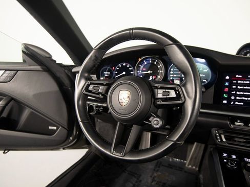 Certified 2022 Porsche 911 Carrera 4S image 33
