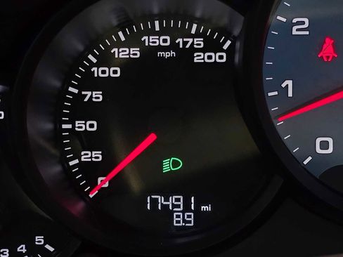 Used 2017 Porsche 911 Carrera 4S image 24