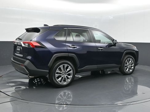 Used 2023 Toyota RAV4 Limited image 7