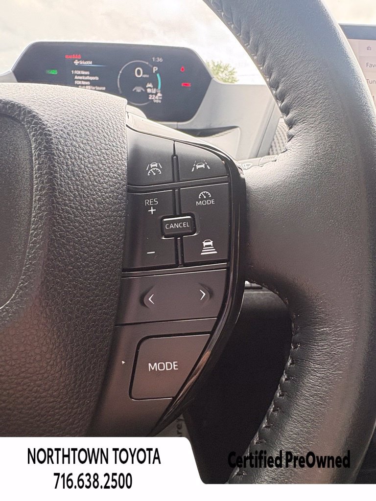 Used 2023 Toyota bZ4X AWD image 24