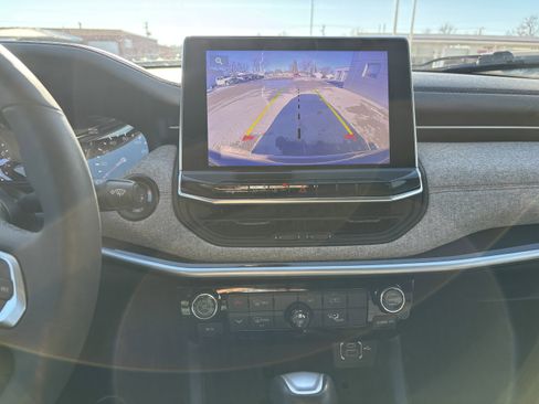 Certified 2023 Jeep Compass Latitude image 20