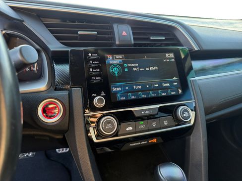 Used 2020 Honda Civic Sport image 12