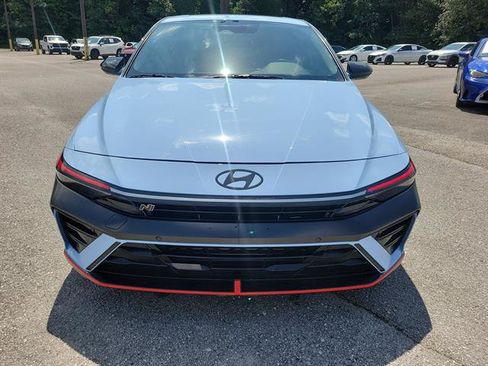 Used 2025 Hyundai Elantra N FWD image 2