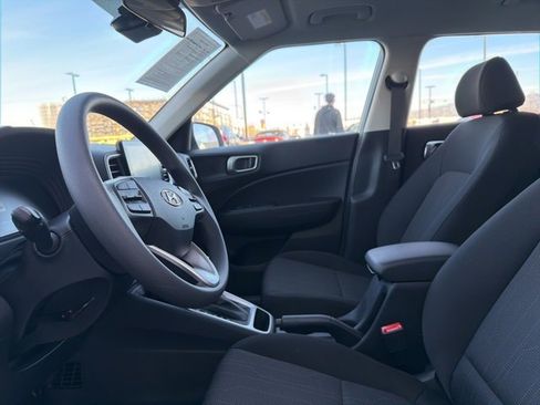 Used 2026 Hyundai Venue SE image 20