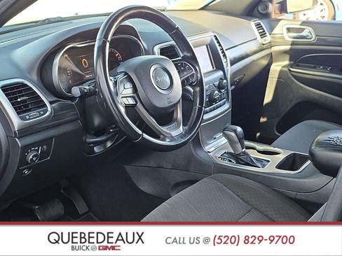 Used 2021 Jeep Grand Cherokee Laredo RWD image 10
