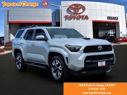 Certified 2025 Toyota 4Runner TRD Sport Premium AWD/4WD image 1