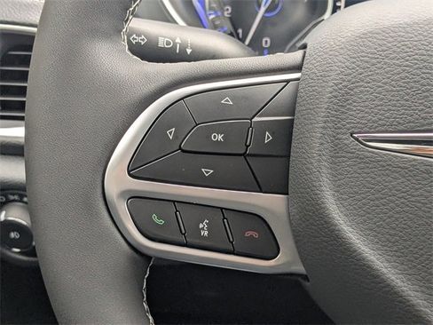 New 2026 Chrysler Pacifica Limited image 27