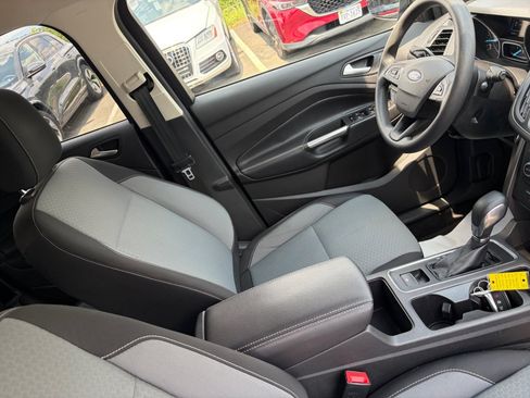 Used 2019 Ford Escape SE AWD/4WD image 36