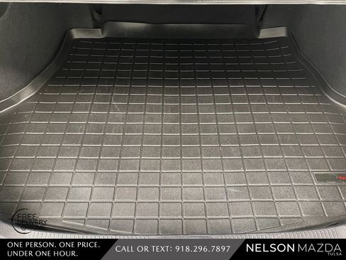 Used 2023 Toyota Camry XLE image 37