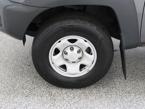 Used 2013 Toyota Tacoma PreRunner w/ Convenience Pkg image 11