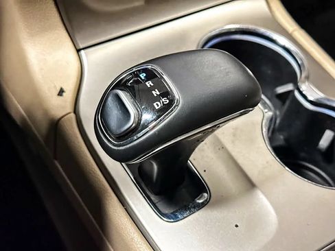 Used 2015 Jeep Grand Cherokee Limited AWD/4WD image 48